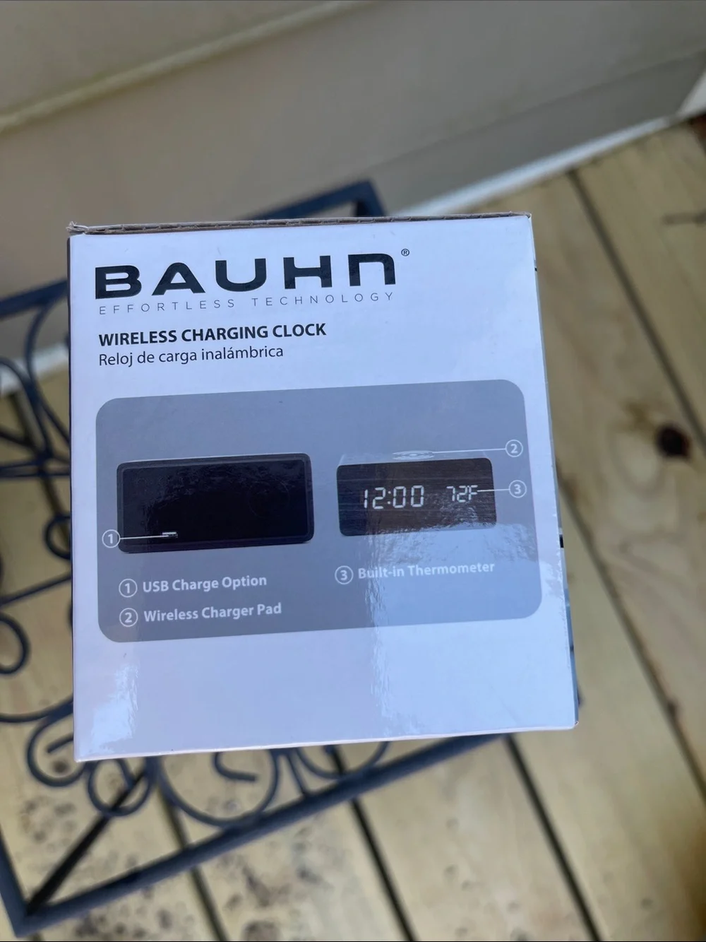 Braun Wireless Charging Clock  - Black-new